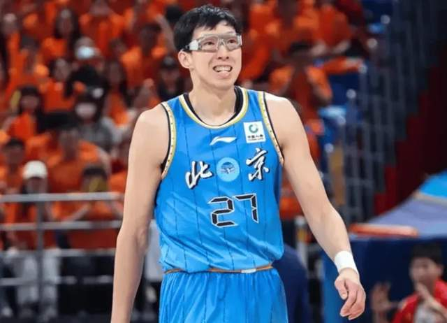 NBA直播-北京淘汰广东各界说啥？点小曾周琦价值，2新援无法融入杜锋体系|曾凡博|哈桑-怀特塞德|cba季后赛|篮板|比赛_新浪体育_新浪新闻